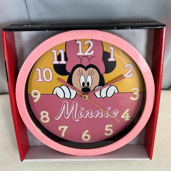 Disney Pink Minnie Mouse Wall Clock Brand New In Box - Picture 3 of 5